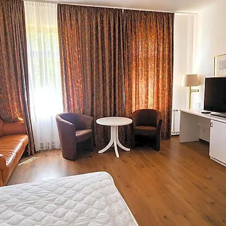 Elisenhof 3*